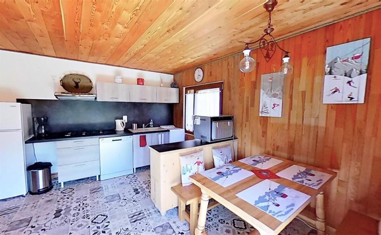Casa-la Lobio Foot Of The Slopes Breathtaking Views 4p Appartement