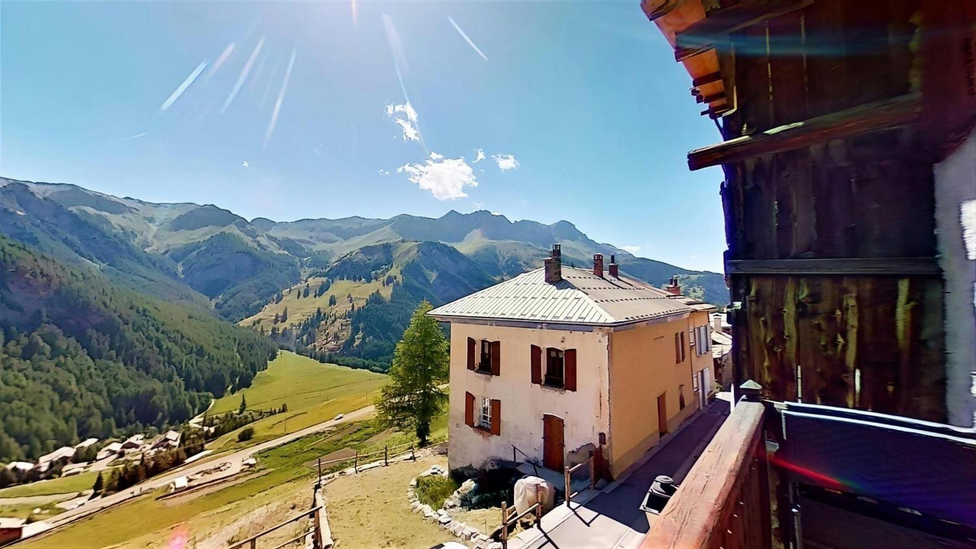 Apartment Casa-la Lobio Foot Of The Slopes Breathtaking Views 4p